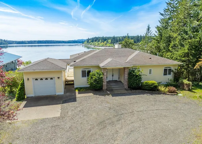 Shelton Waterfront Hot Tub Fire Pit Beach Garden